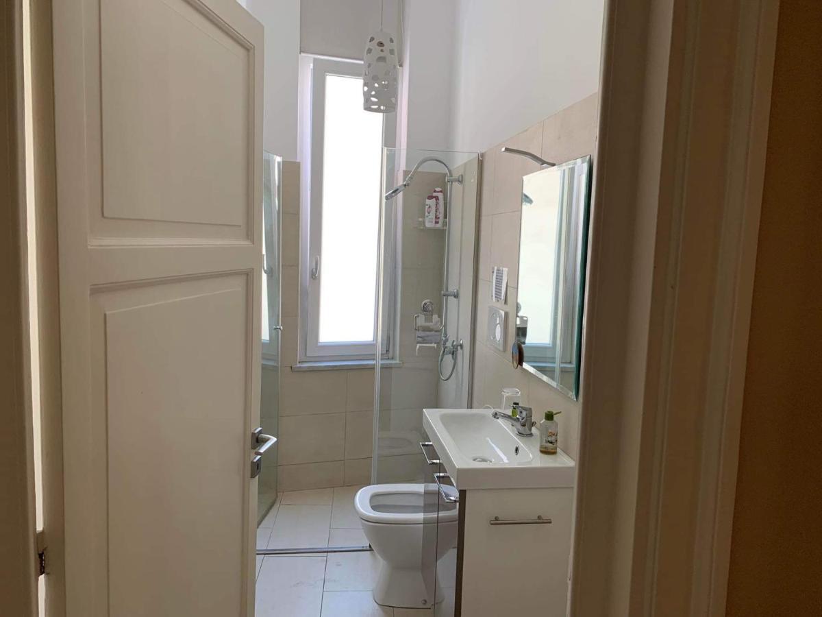 Due Cani Apartment Палермо Екстериор снимка